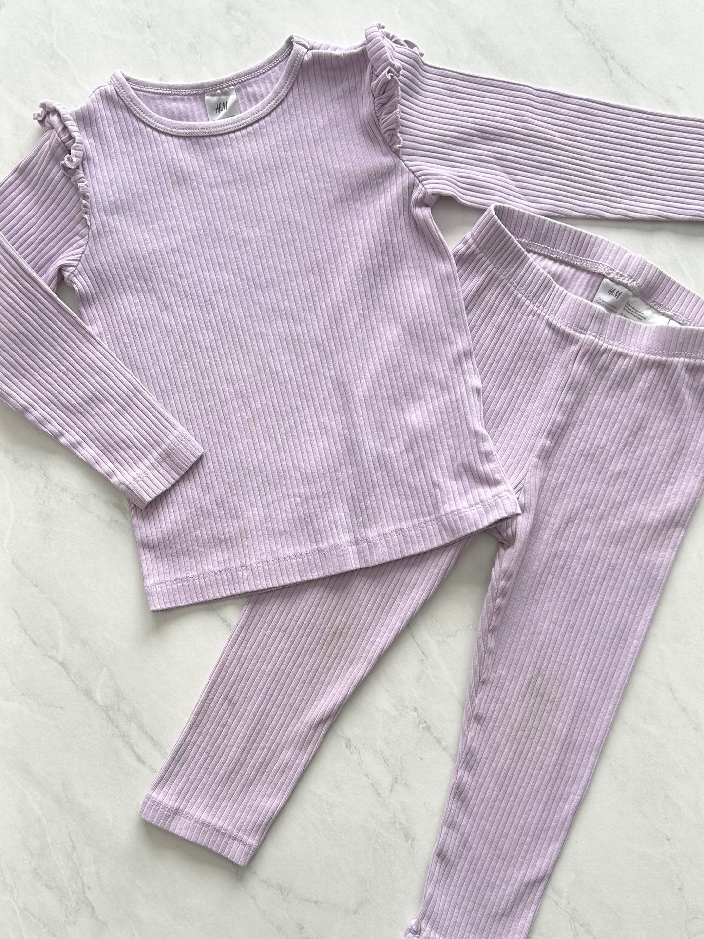 *Imparfait* Ensemble 2 pièces côtelé - H&M - 2-3 ans