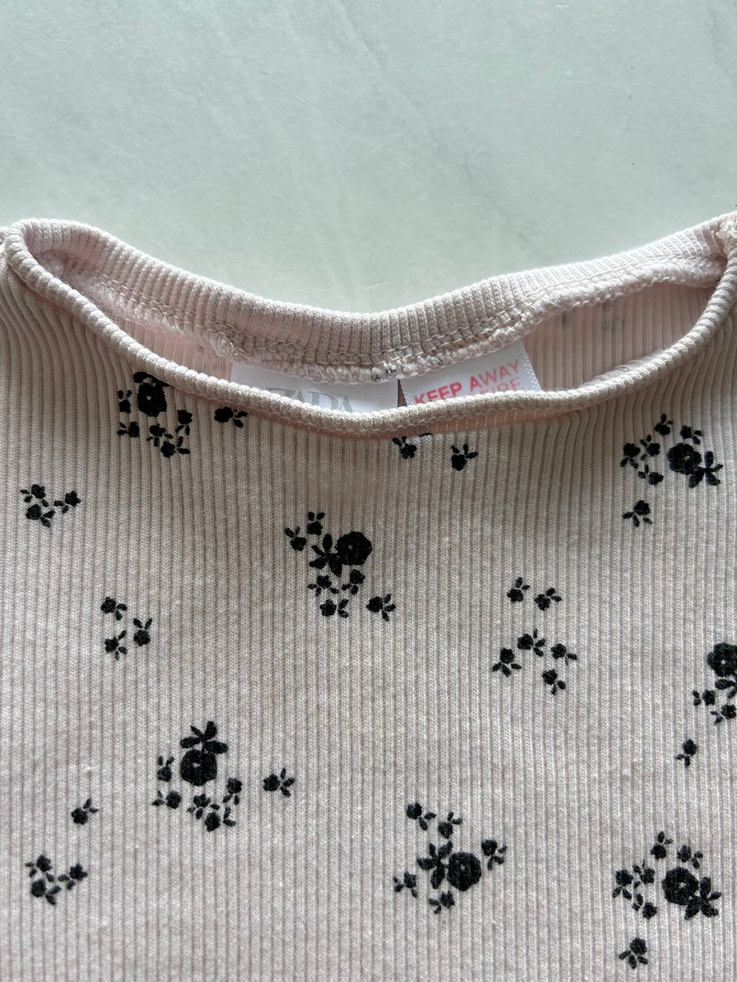 *Imparfait* Chandail côtelé - H&M - 9-12 mois