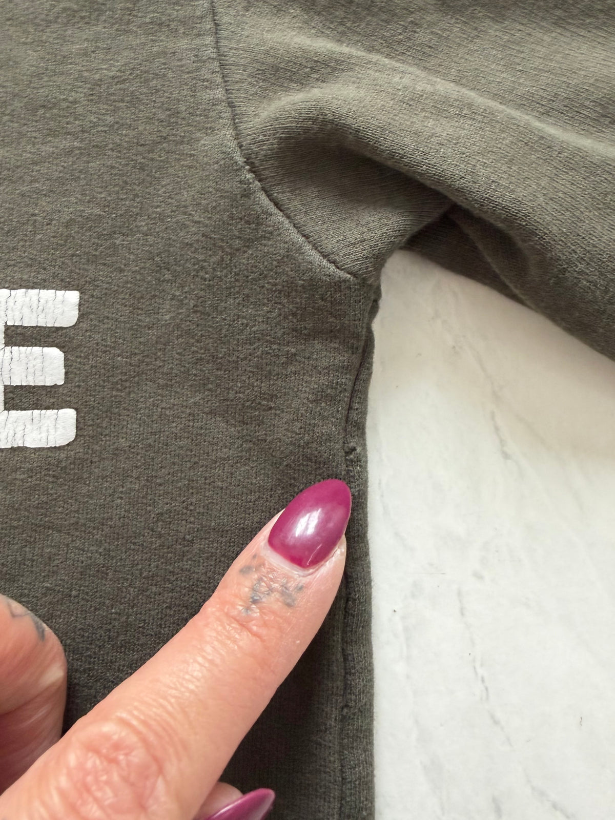 *Imparfait* Crewneck - Lacoste - 6 ans (fait petit)