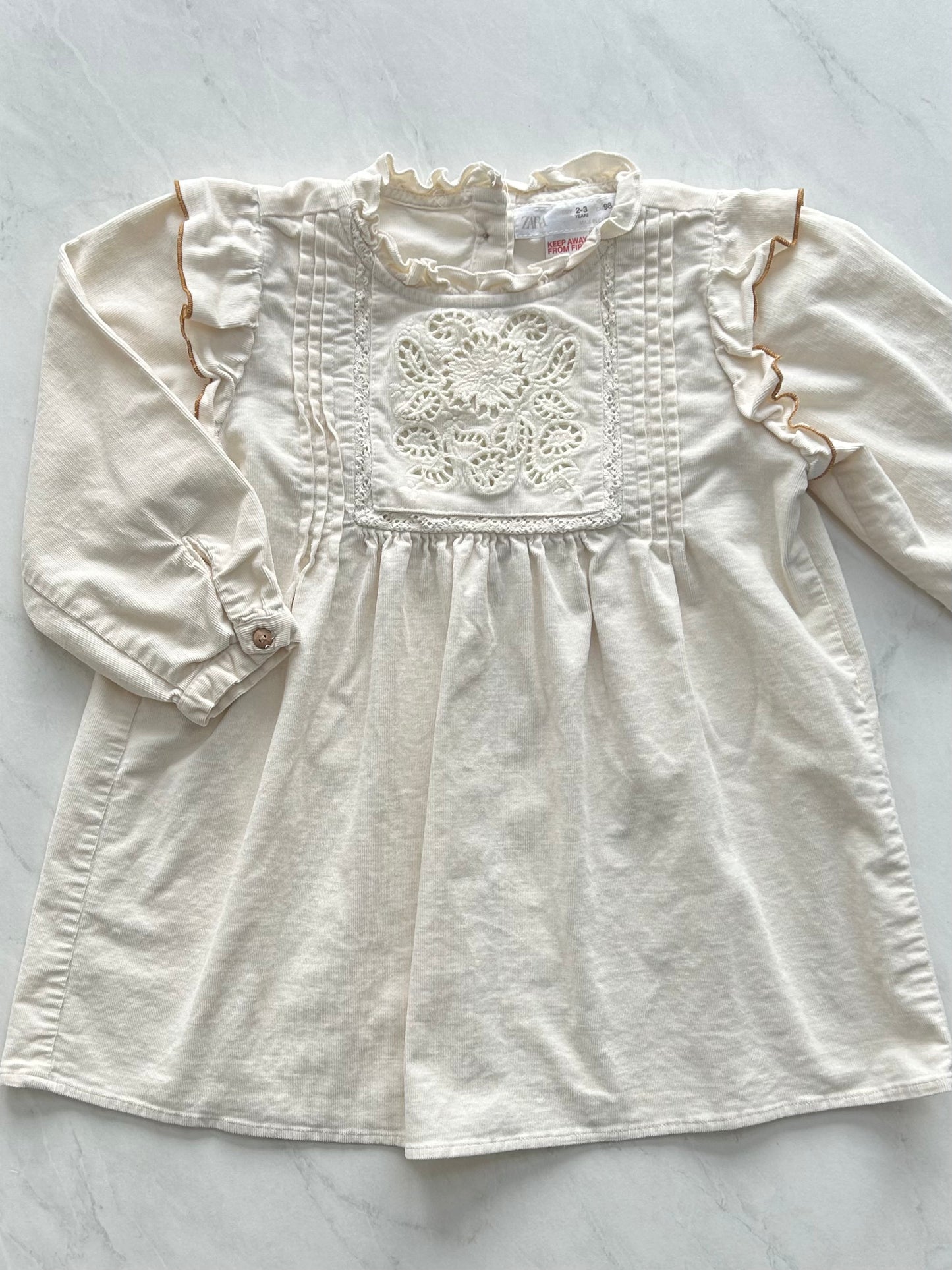 Robe en corduroy - Zara - 2-3 ans