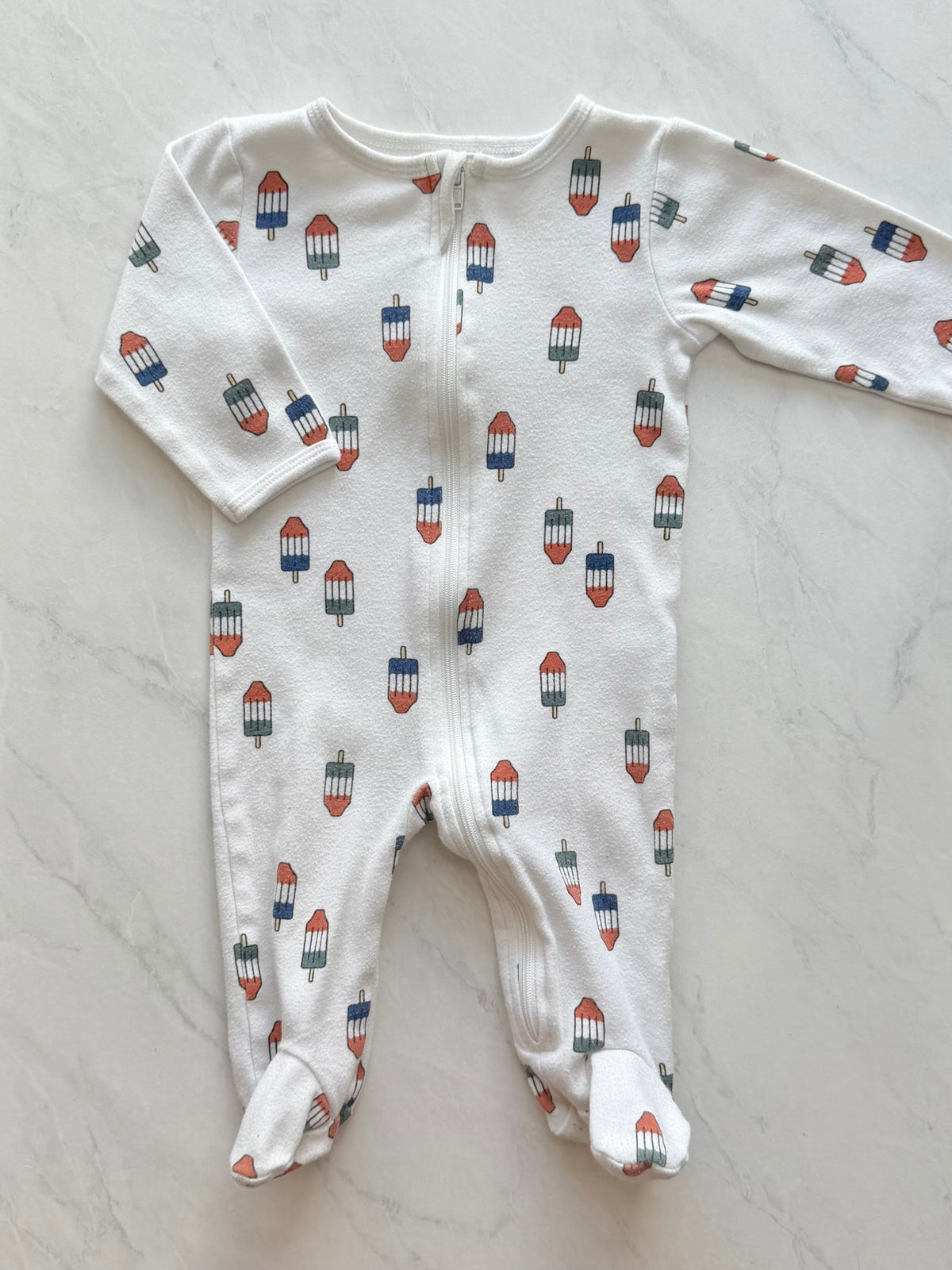 Pyjama à pattes - PL Baby - 6 mois (légèrement mousseux)