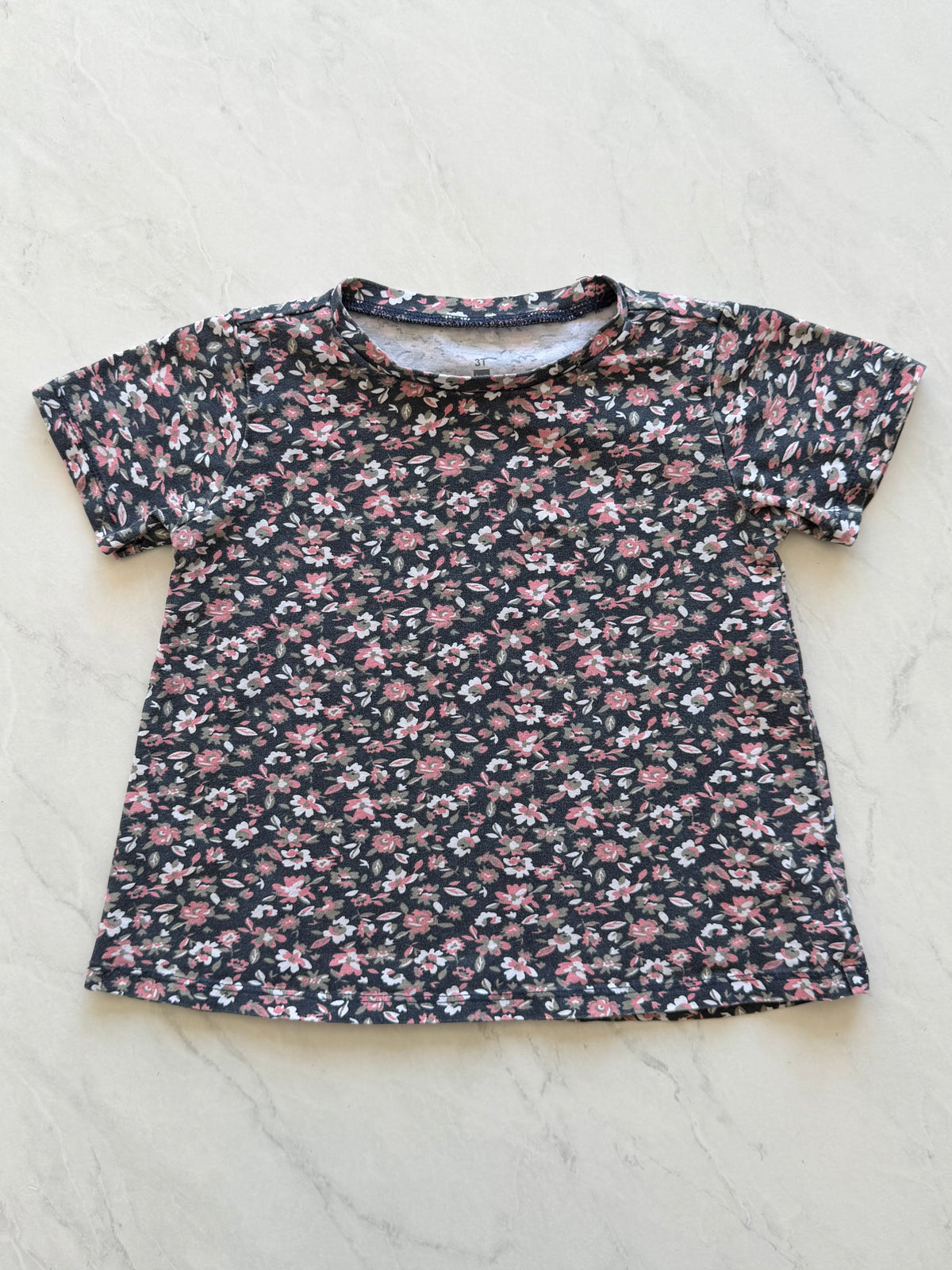 T-shirt - Tag - 3T