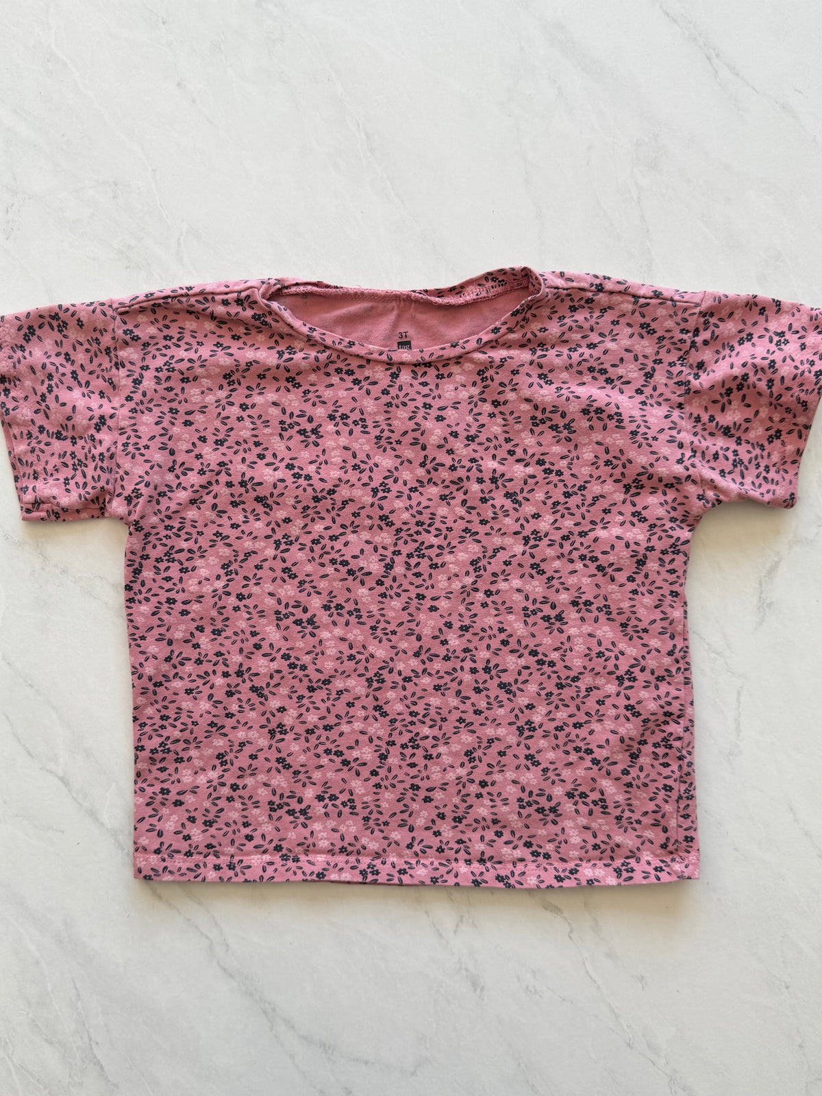 T-shirt - Tag - 3T